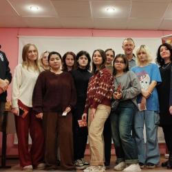 Шаг к профессии: студенты познакомились с Богородским институтом художественной резьбы по дереву - Фотогалерея