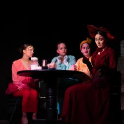 Спектакль «Обыкновенное чудо» - Фотогалерея